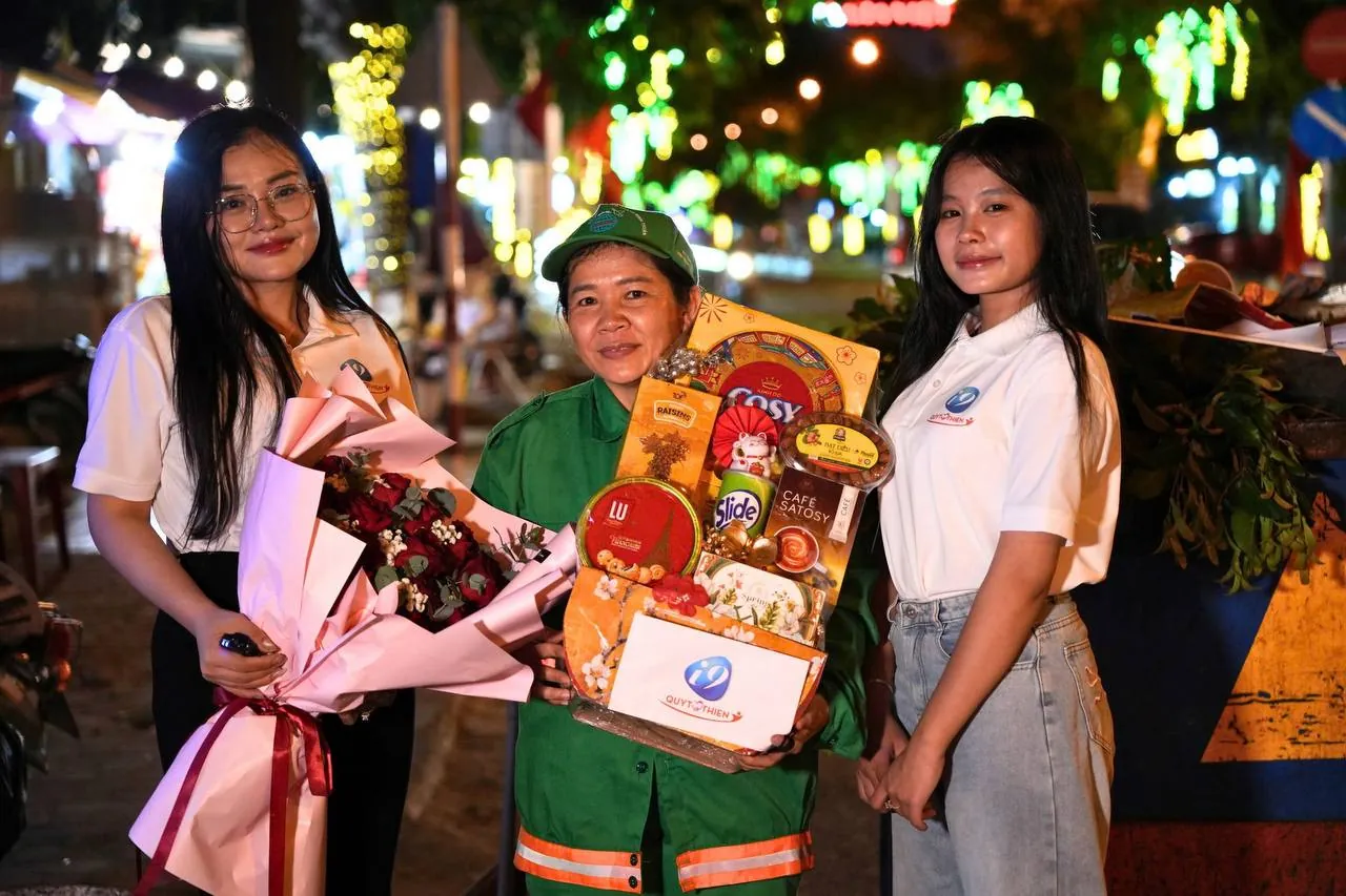 Biểu tượng khuyến mãi và ưu đãi hấp dẫn